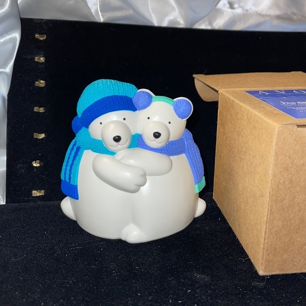 Avon Collectible Vtg Polar Bear Baking Soda Gift Collection